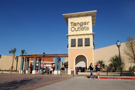 texas city outlet mall stores.